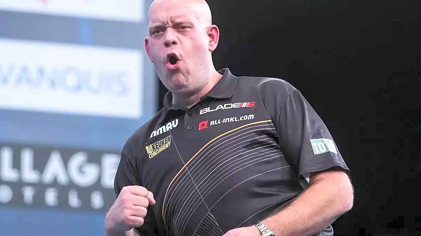 Michael van Gerwen makes return for first time since break after marriage split