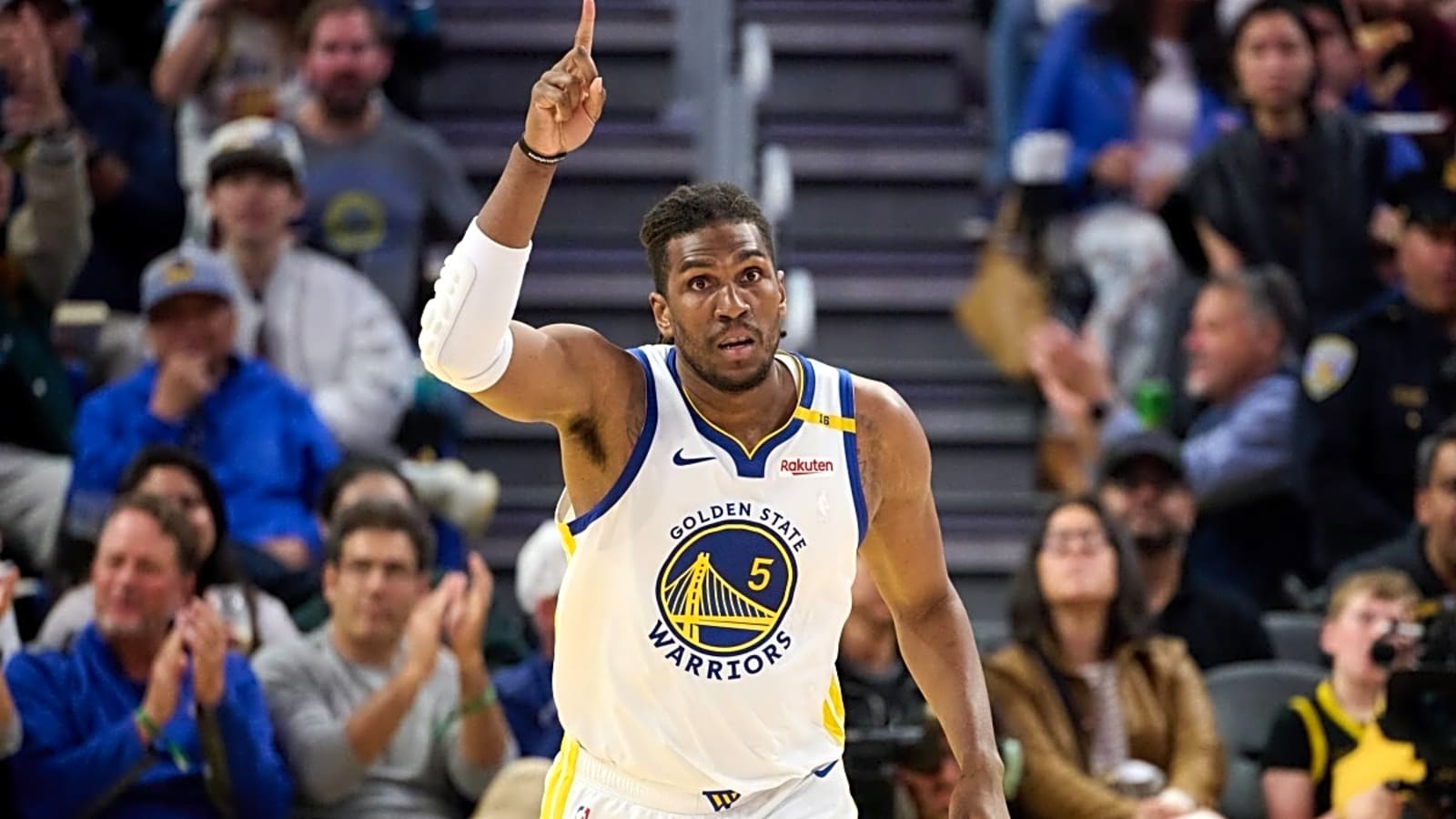 Examining Warriors&#39; Roster Depth In The Wake Of Kevon Looney&#39;s Departure