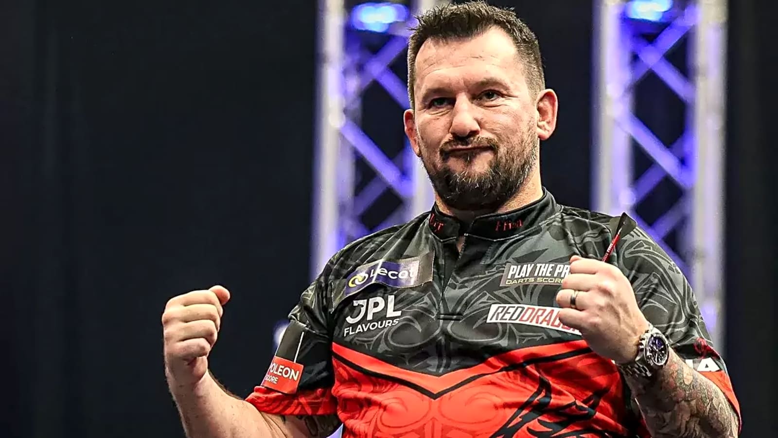 'I don&#39;t think I&#39;m anyone special, I&#39;m just Jonny' - Jonny Clayton speaks after emotional return to Wales for an exhibition