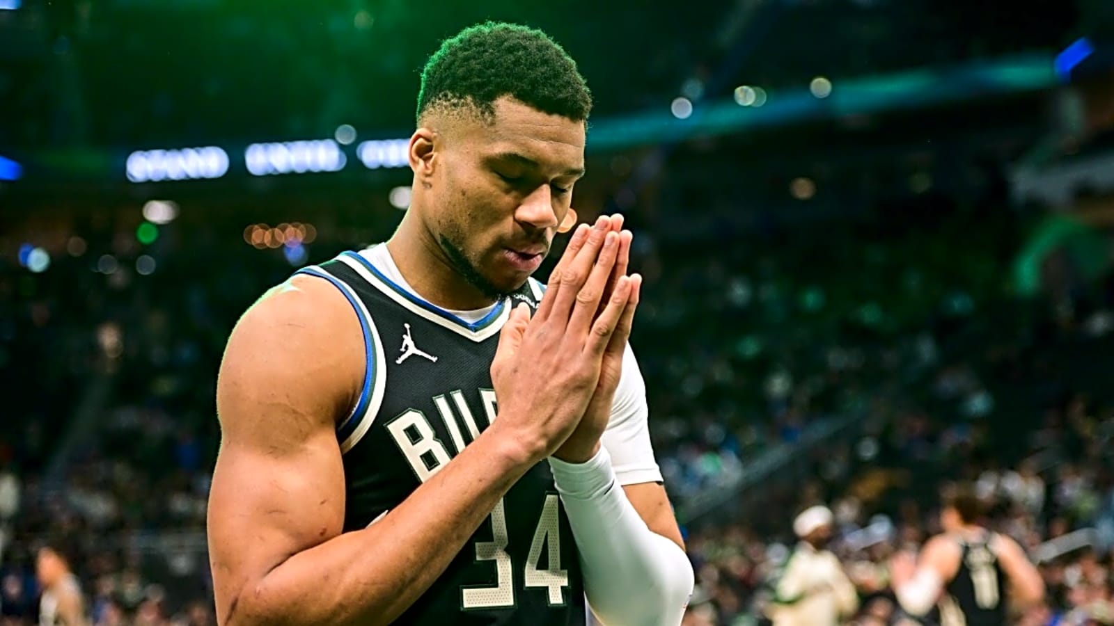 'Help A Brother Out': Giannis Antetokounmpo Reaches Out To Kai Cenat And iShowSpeed To Make More Money As A Streamer