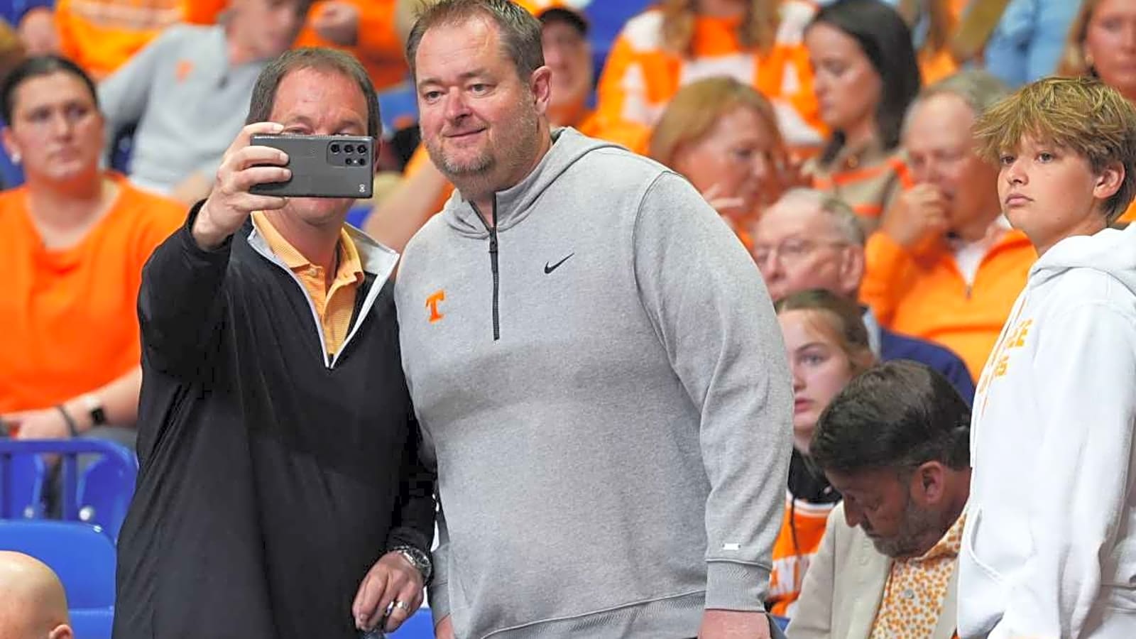 Tennessee Deals Blow to SEC Foe in Push to Land Touted 6-Foot-4 Player
