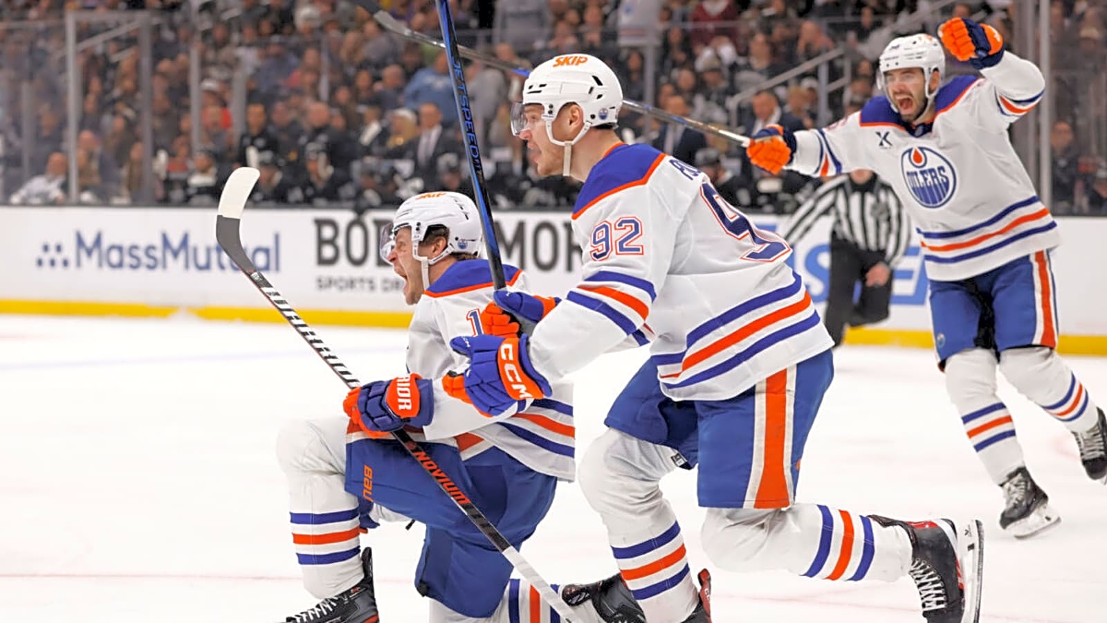 Oilers Defeat Kings 3-1 in Game 5