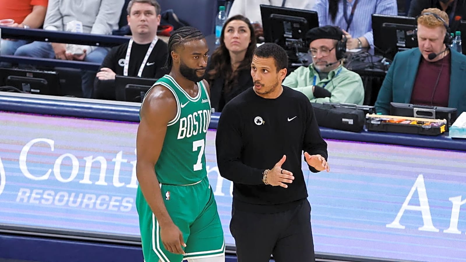 Eyewitness Reveals Changes in Celtics Preseason Camp Amid Jayson Tatum’s Silent Recovery
