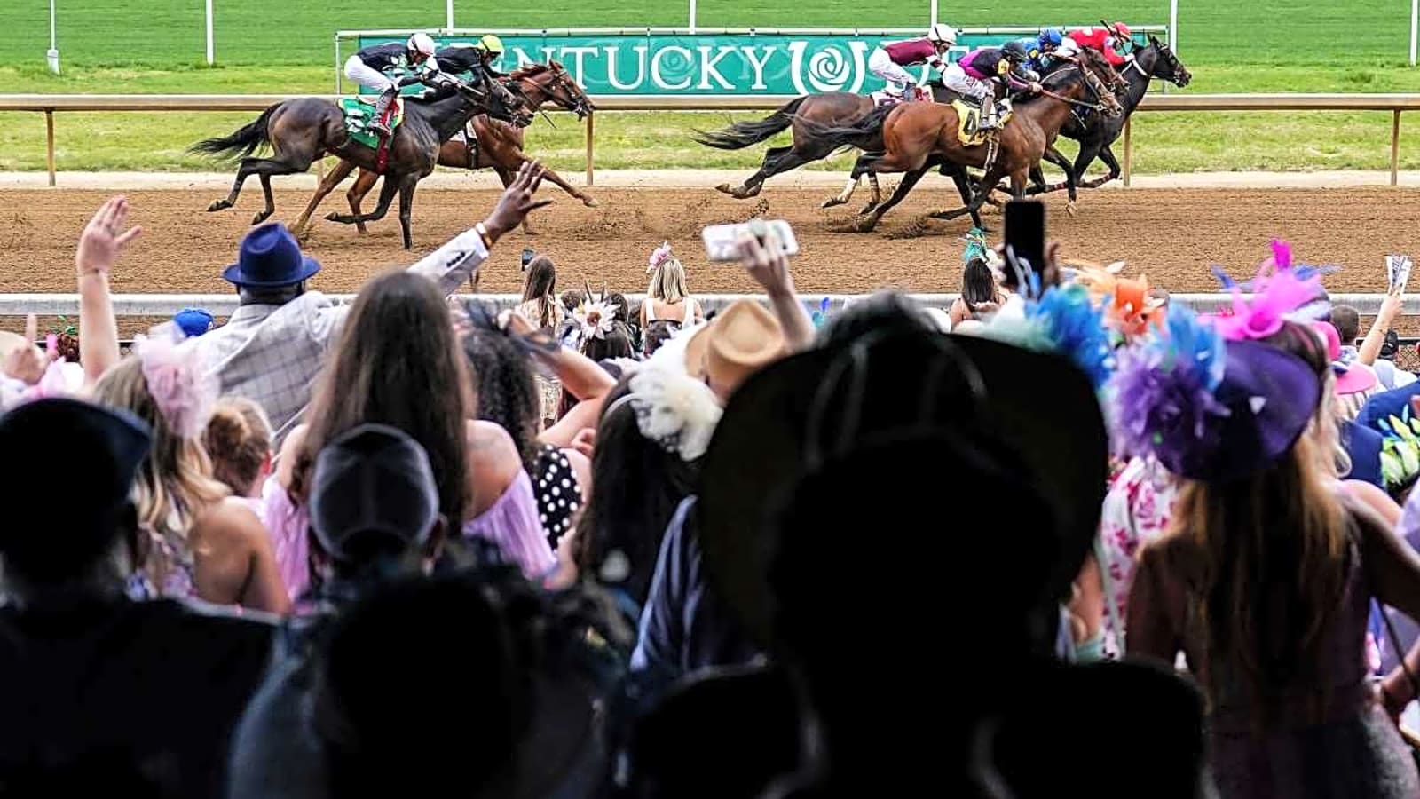 Jimmy Fallon Helps Puppies Make Kentucky Derby Prediction