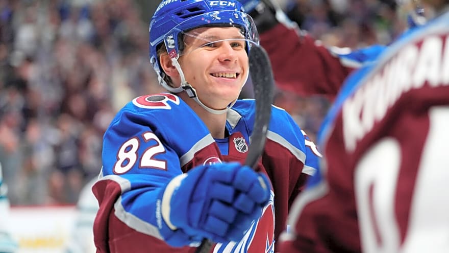 Avalanche Bury the Sharks 6-0 for their 10th Straight Win