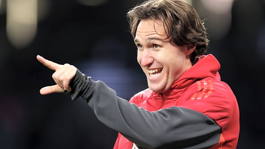 Sources: Asking price set for first-team star, Liverpool board 'open to letting him go'