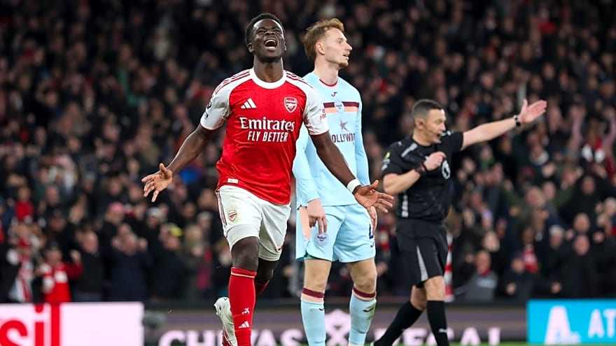'Business-like' Alan Smith reacts to Arsenal’s win against Brentford