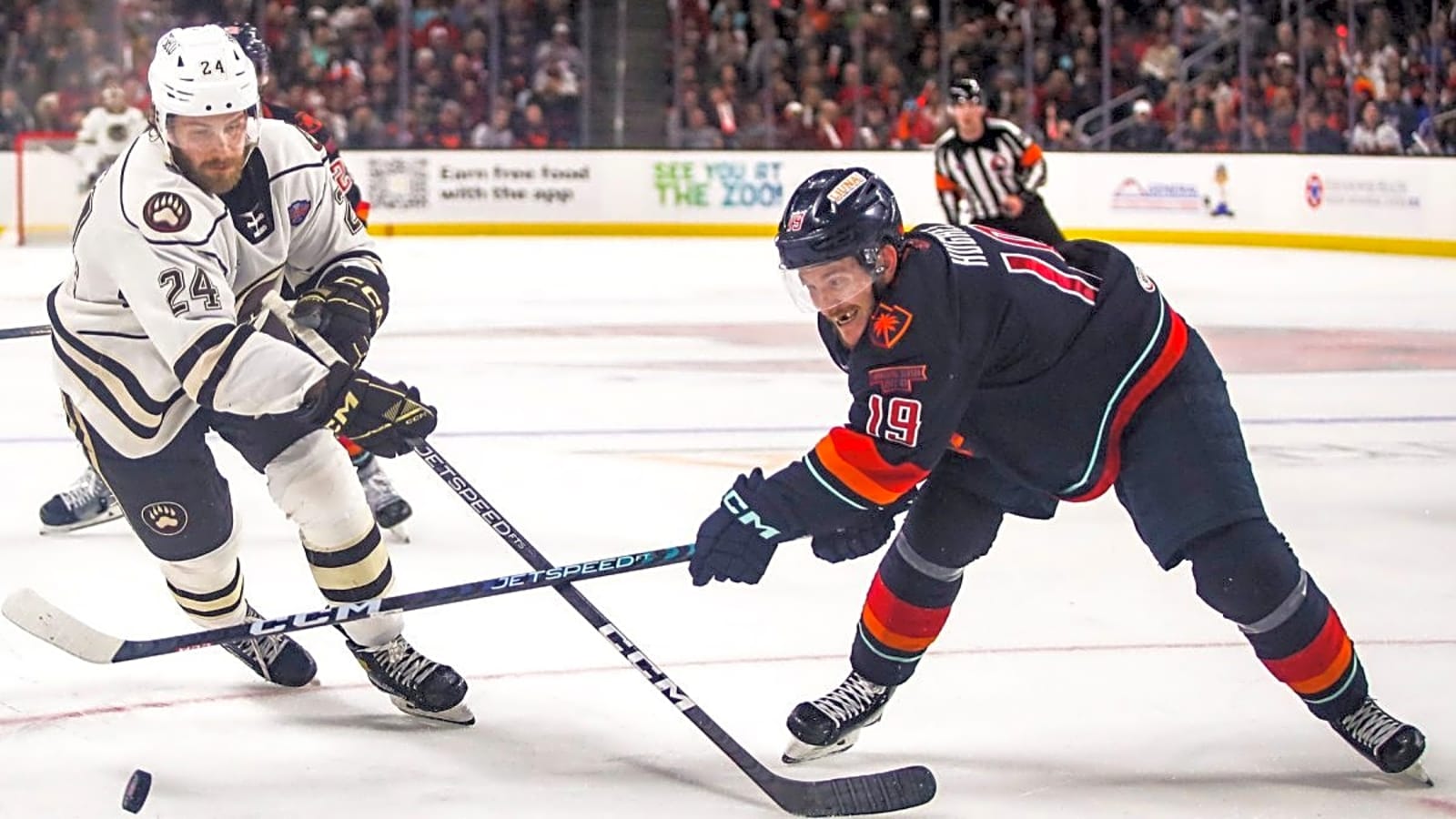 Stars sign Cameron Hughes to two-year, two-way contract extension