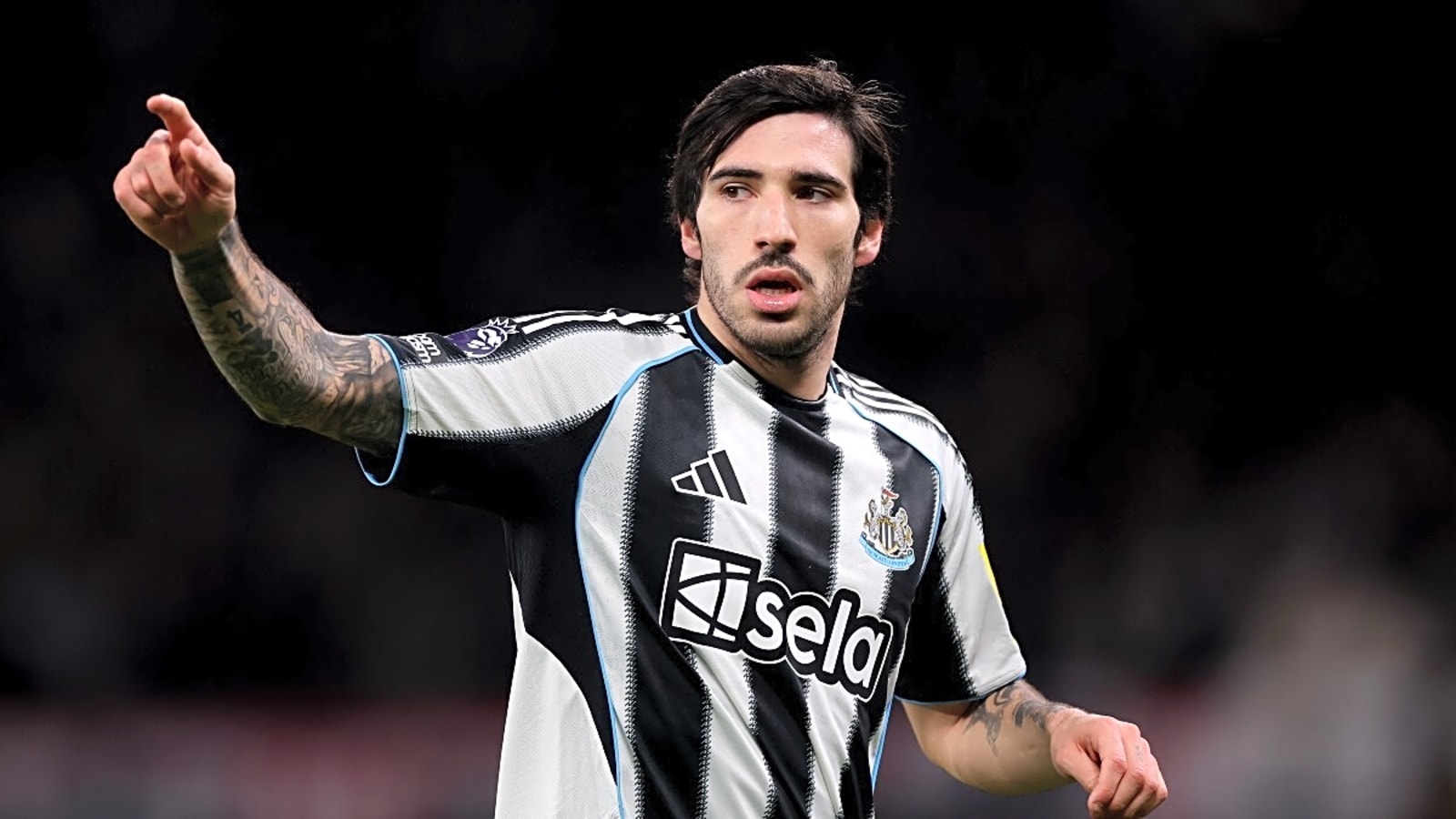 Report: Liverpool maintain contacts with PL star ahead of potential £100m transfer