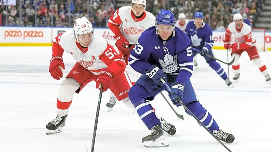 Maple Leafs’ Easton Cowan Shows Top-Line Skills With Limited Ice Time