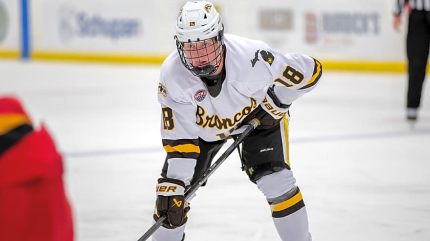 Whitelaw Quietly Becoming One of Blue Jackets’ Fastest-Improving Prospects