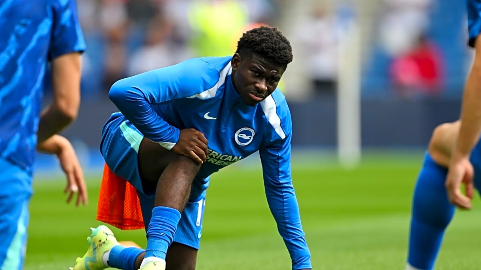 Man United midfield target wants to leave Premier League club in January