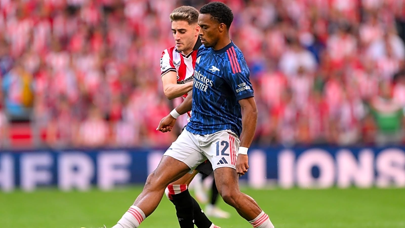 Arsenal duo ruled out of their Champions League game