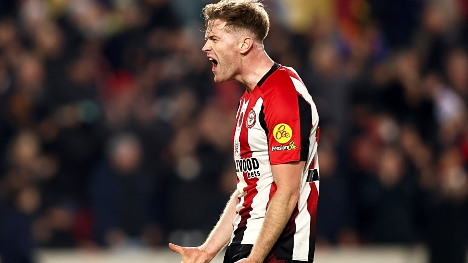 Thomas Frank pushing Spurs to sign Premier League captain