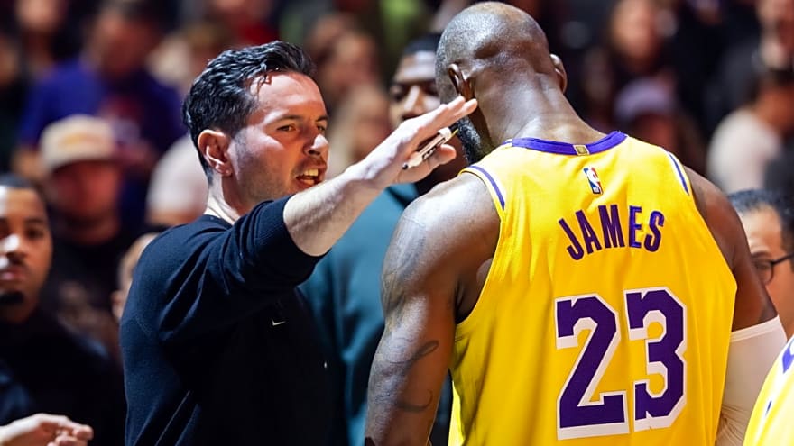 JJ Redick Sets Clear Expectations for LeBron James Ahead of Playoffs, Admits Lakers Star Must Carry Offensive Burden