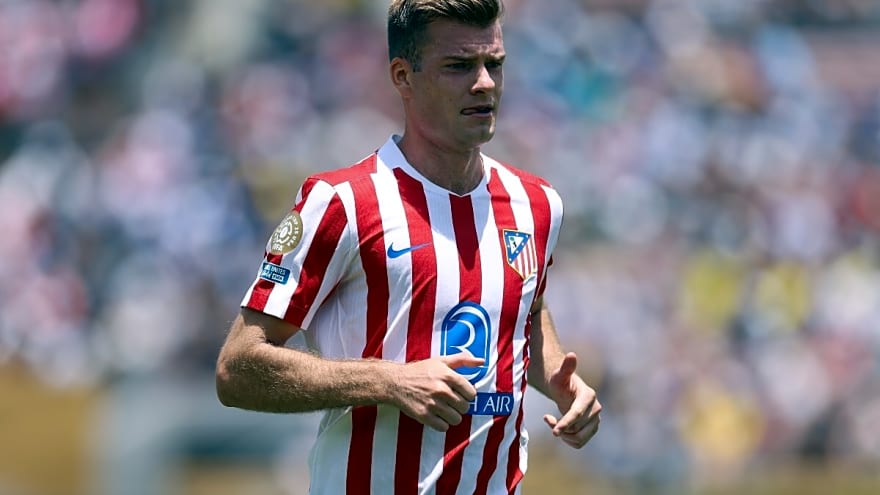 Liverpool told to pay more than £30m for short term Alexander Isak replacement