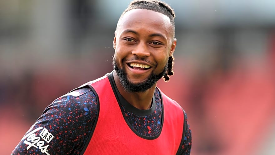 Talks this weekend: Liverpool schedule meeting to hijack £75m Man United transfer