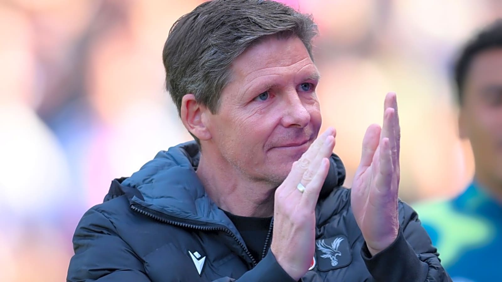 Journalist provides Oliver Glasner update after reports of Man United interest