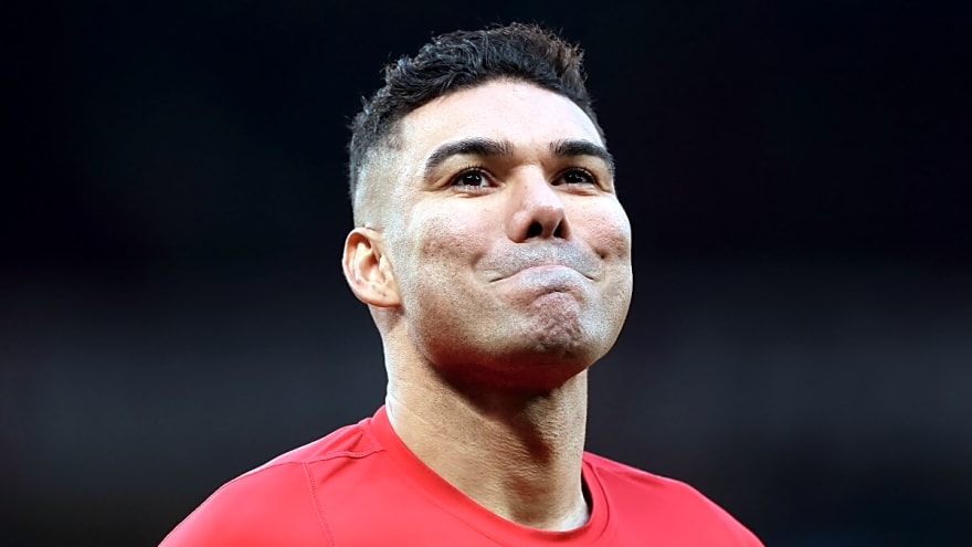 Exit-bound Man Utd star set to have 3 transfer offers, has already visited potential destination