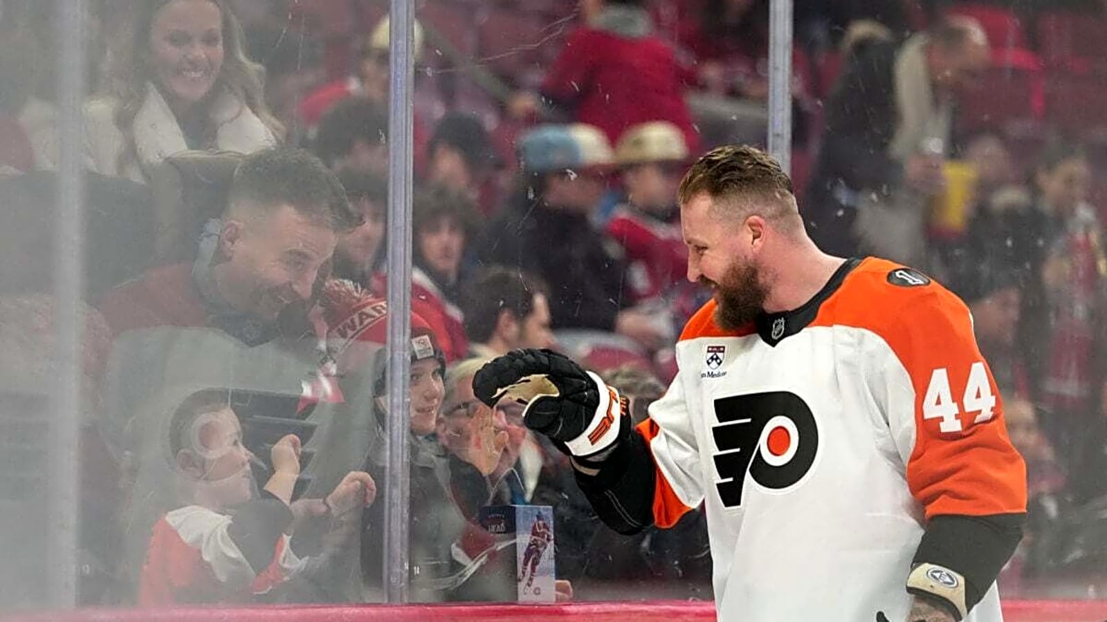 Hurricanes Add Grit & Physicality with Nic Deslauriers Deadline Acqisition