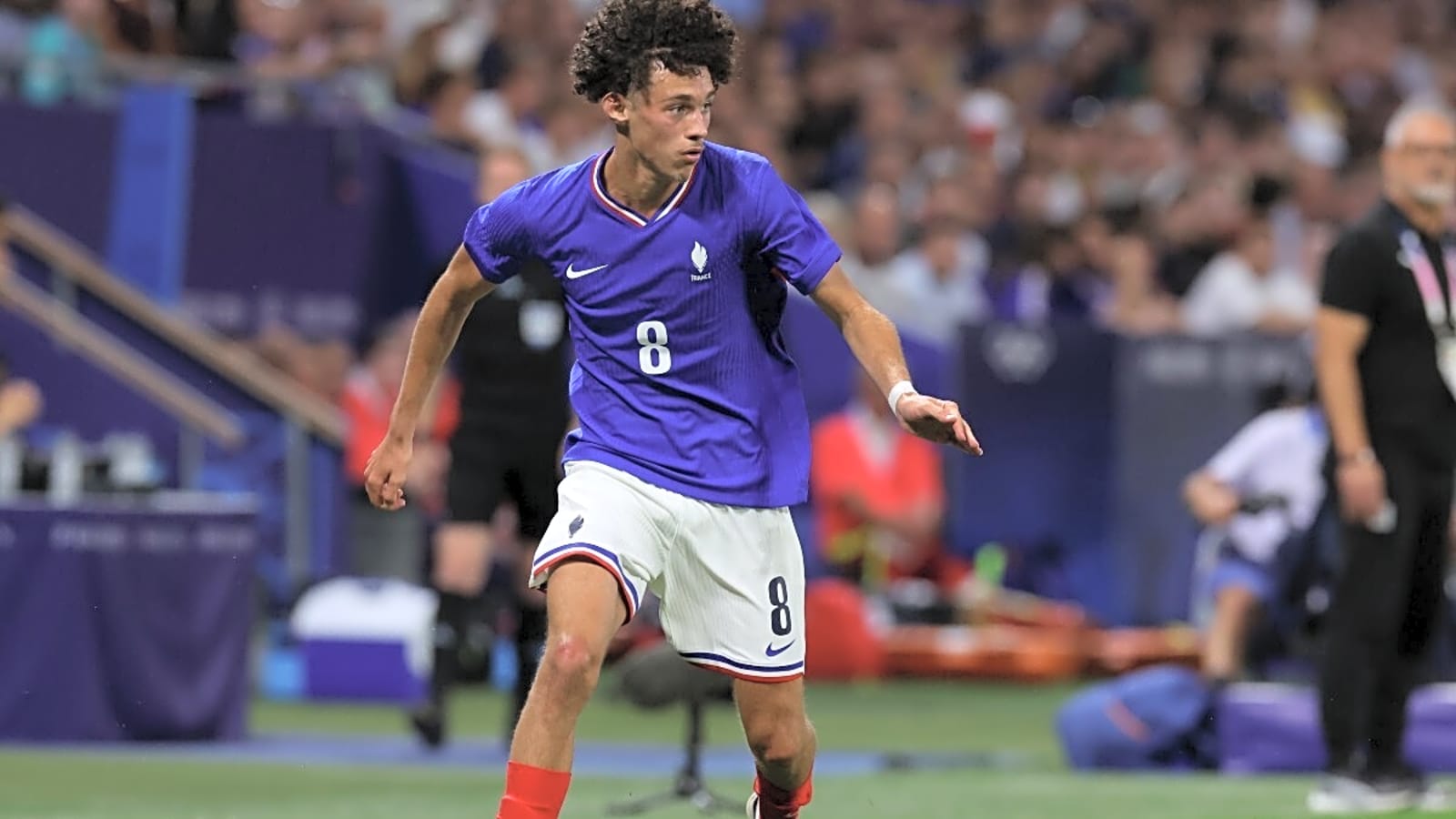 Man United & Man City eyeing 'very good player', 16-G/A star could be signed for €50m