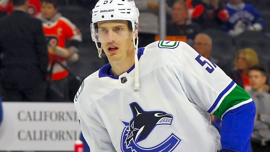 3 Contracts the Canucks Need To Move