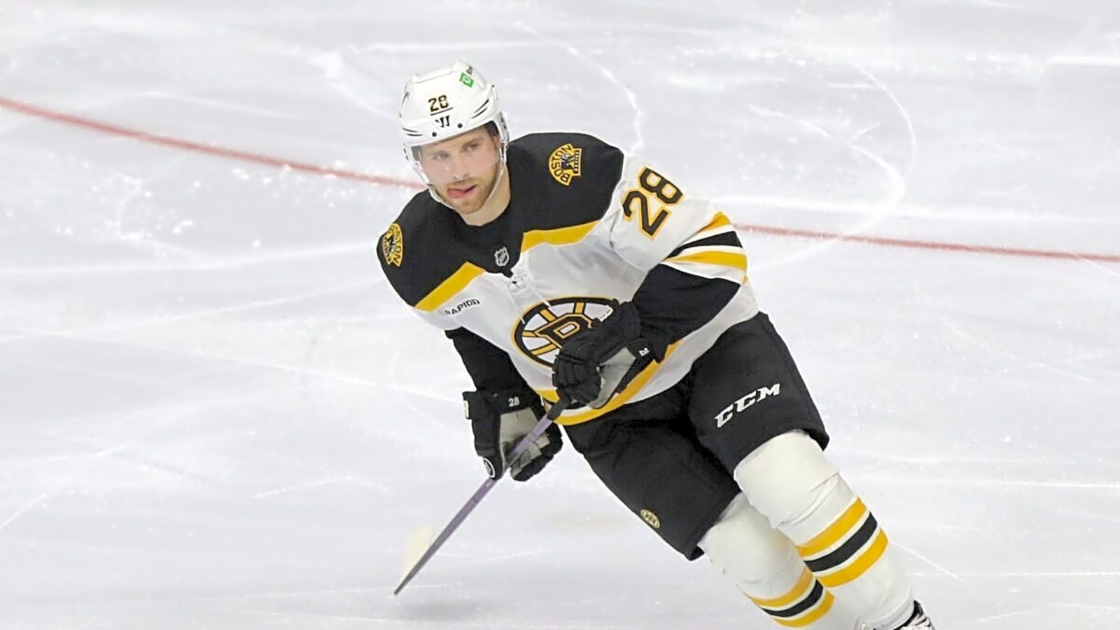 Bruins’ Lindholm Leading at World Championship