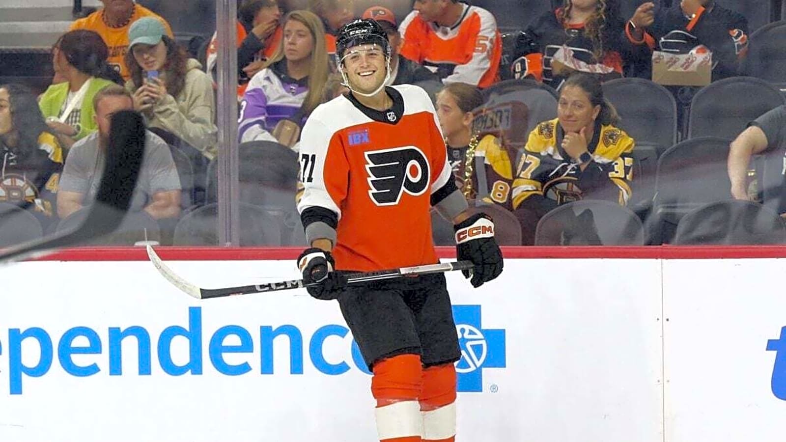 Flyers Sign Vladař, Foerster to Long-Term Extensions