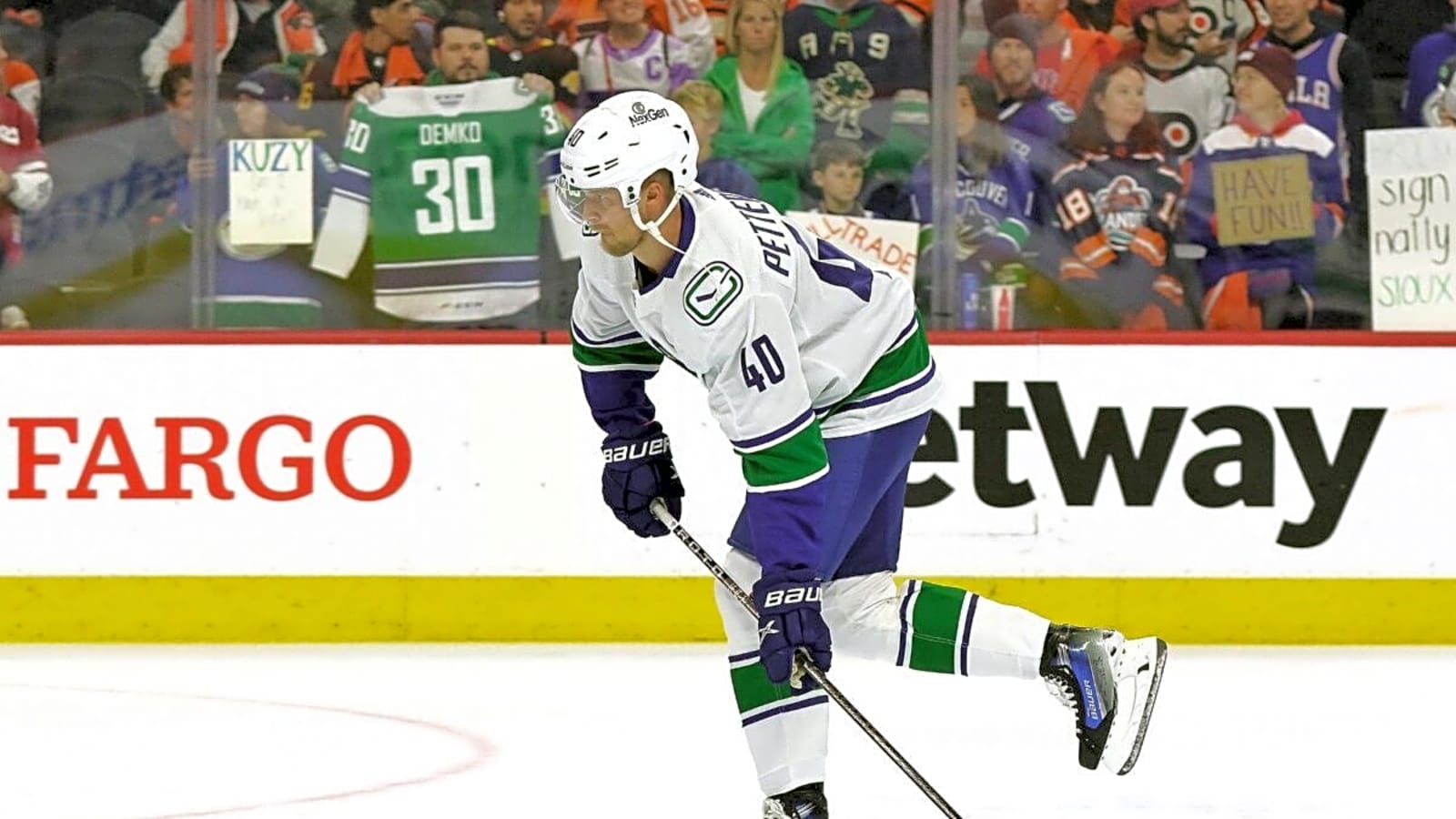 What the Canucks Can Learn from Blake Wheeler About Leadership and Locker Room Chemistry