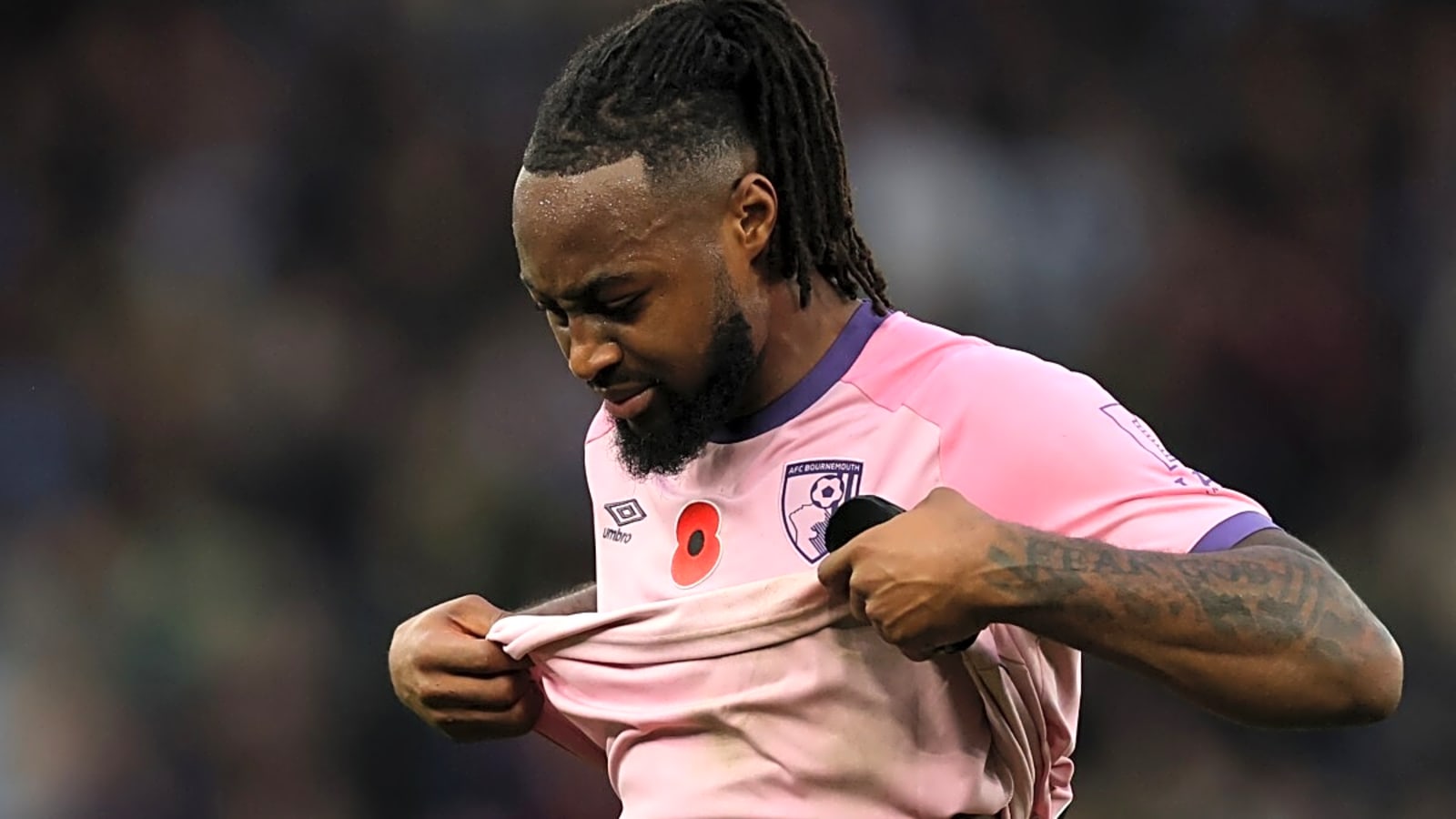 Arsenal prepared to hijack Man City move for Premier League player