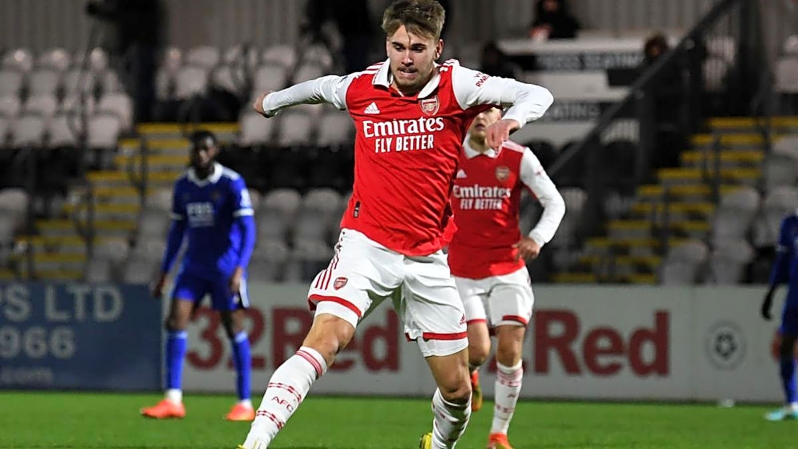 Arsenal release emotional statement after tragic death of former player