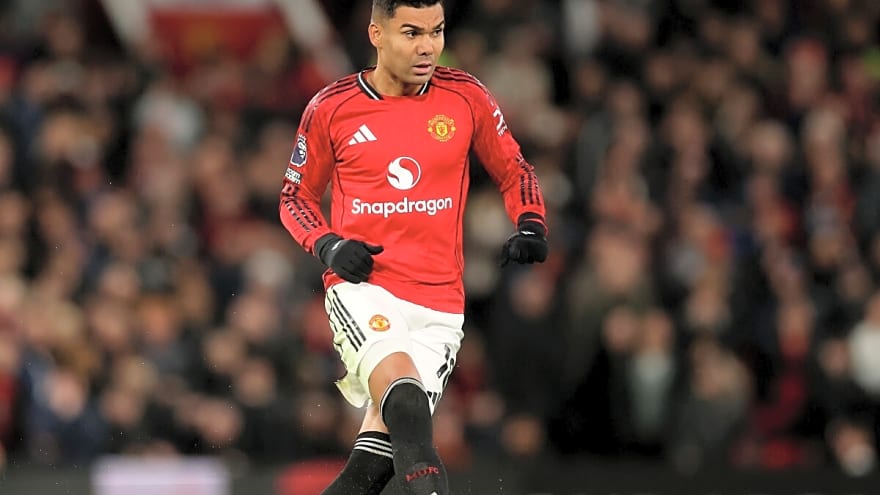 Report: Man United ready to axe duo that would save them £31m a year on wages