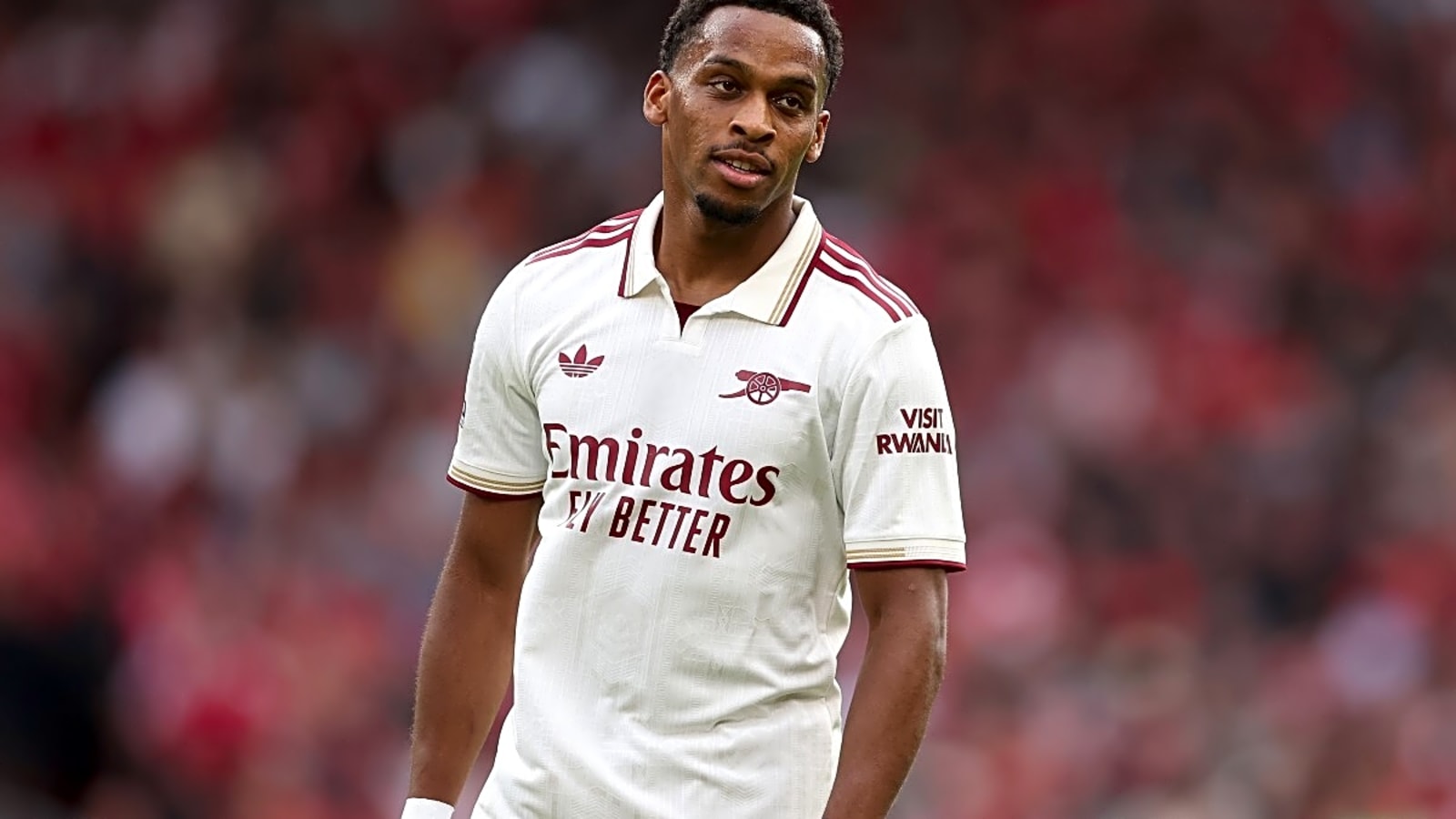 Report: Arsenal make their move after decision made on 24-year-old utility man’s future