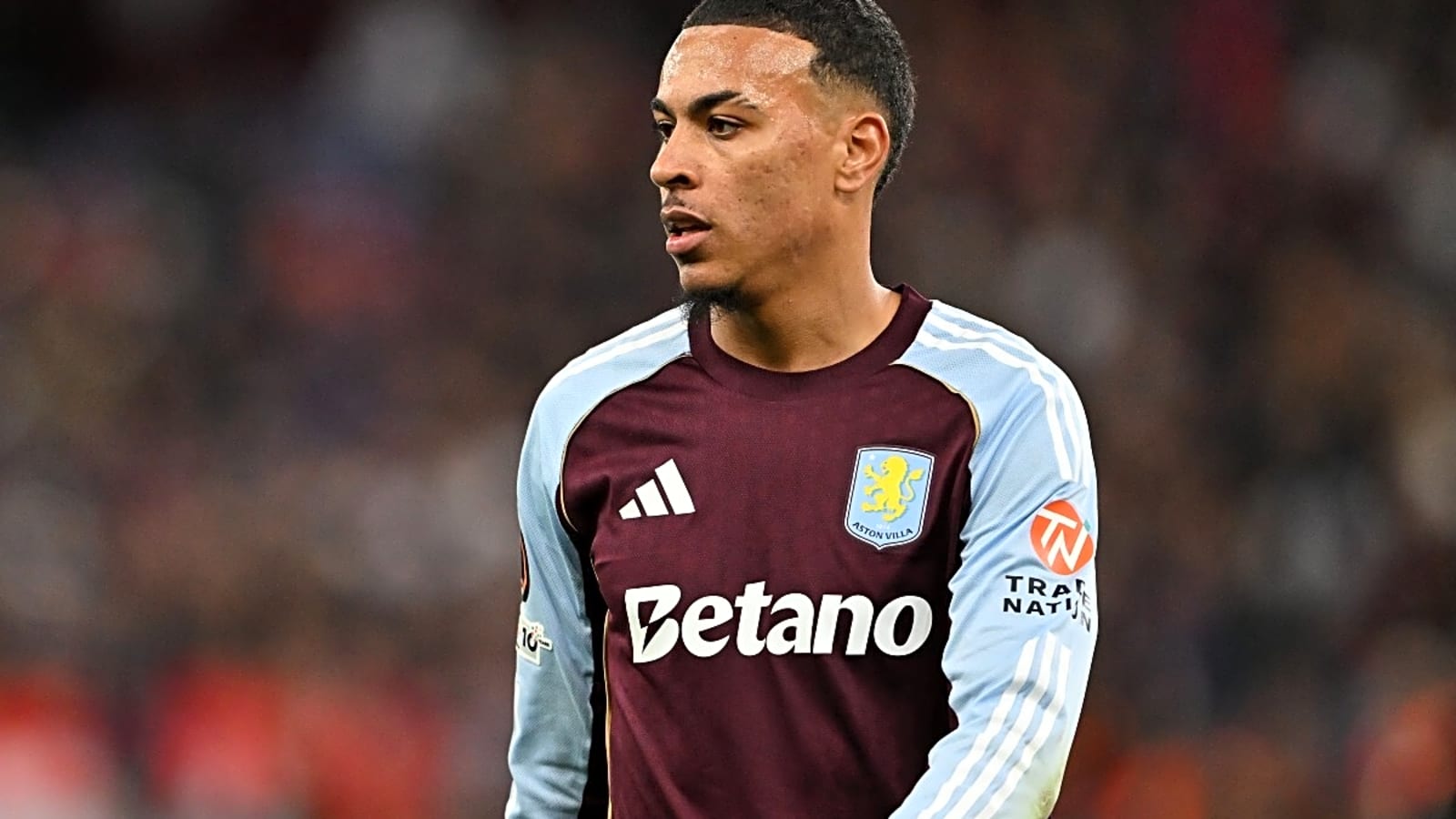 Chelsea expected to miss out on midfielder signing after latest contract update