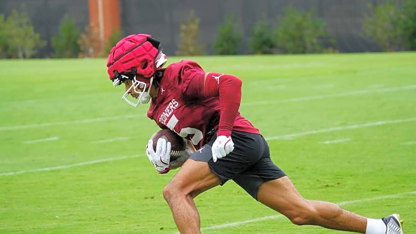 Brent Venables and Oklahoma coaching staff admitting mistake from last season, aiming to make amends with dynamic transfer options