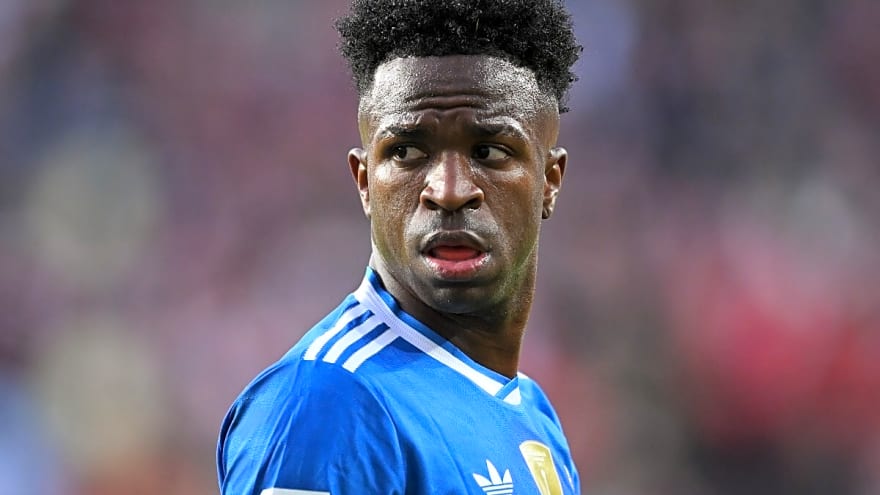 Vinicius Junior puts Liverpool & Man Utd on alert for transfer due to poor relationship with Xabi Alonso