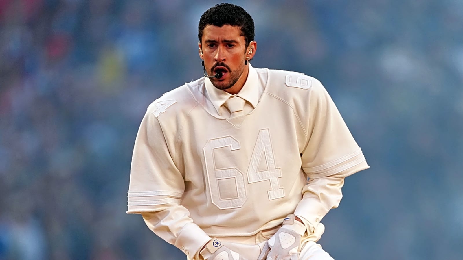 Social media compares Patriots’ yardage to Bad Bunny’s halftime movement