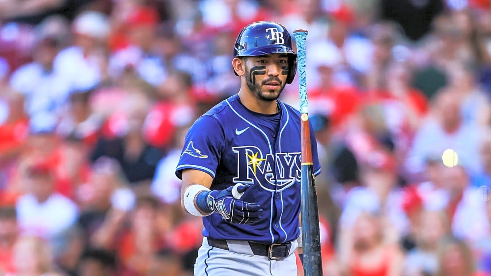 MLB infielder gets traded across the field to other team in odd scene