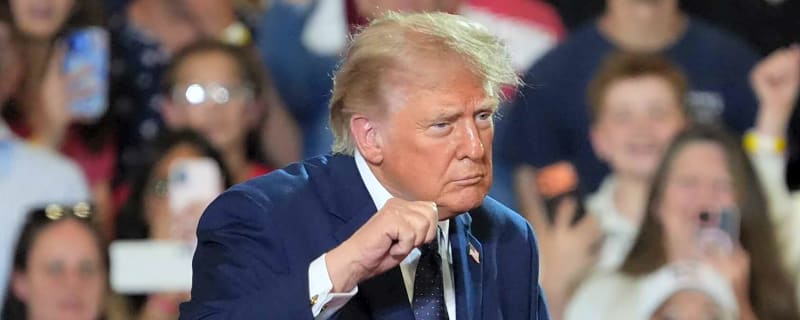 Donald Trump's status for Knicks-Spurs Game 4 revealed