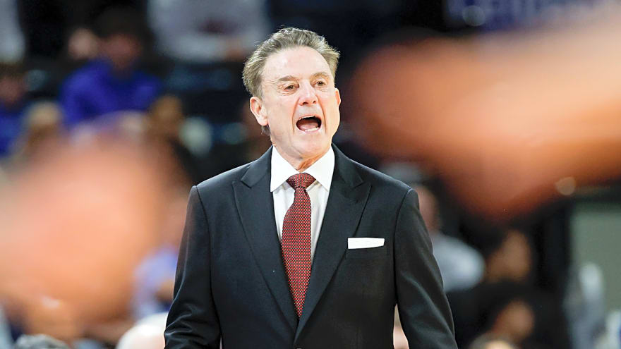 St. John's HC Rick Pitino responds to Providence fans after wild fight