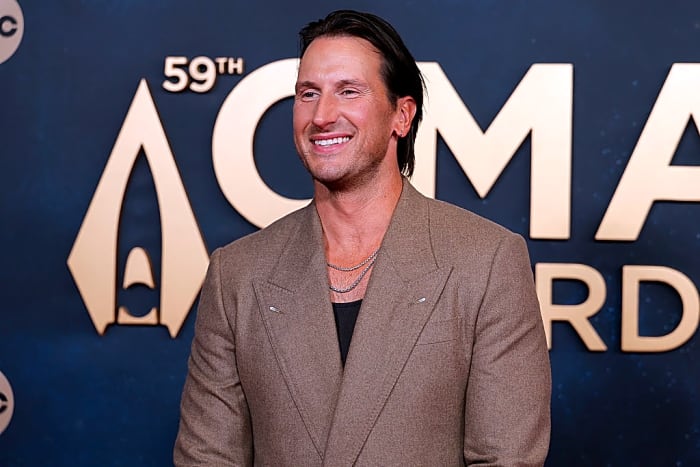 “Beauty and the Beach” by Russell Dickerson feat. Flo Rida