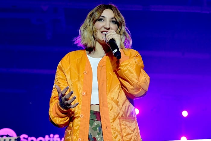 Julia Michaels