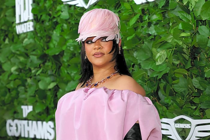 “S&M” by Rihanna