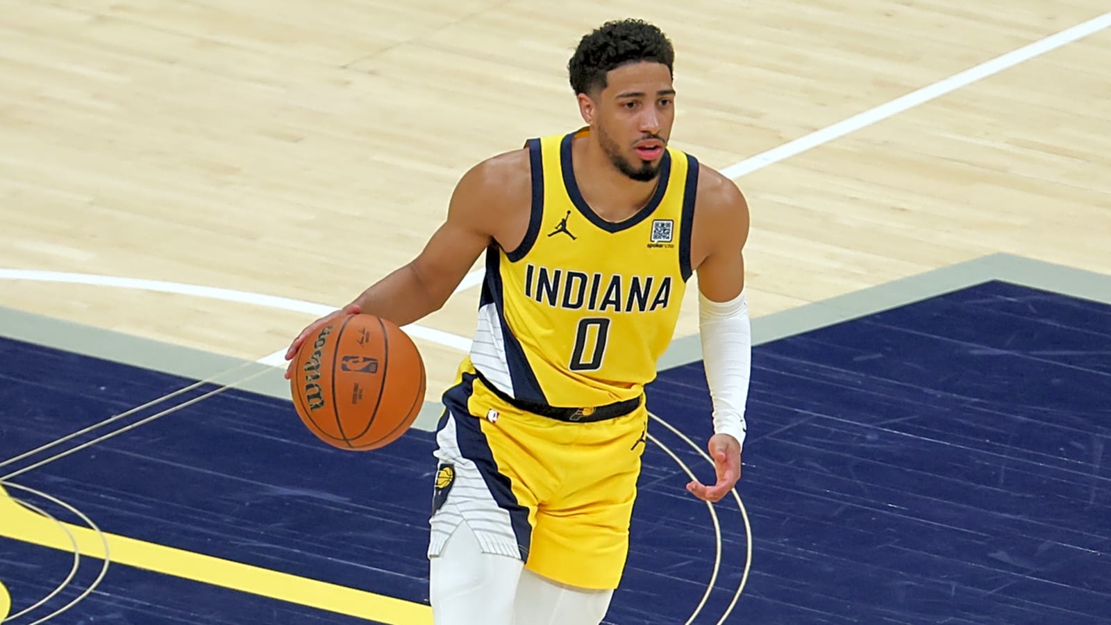 NFL Legend Brings Up Ronnie Lott Cutting Off His Finger to Justify Tyrese Haliburton’s Statement