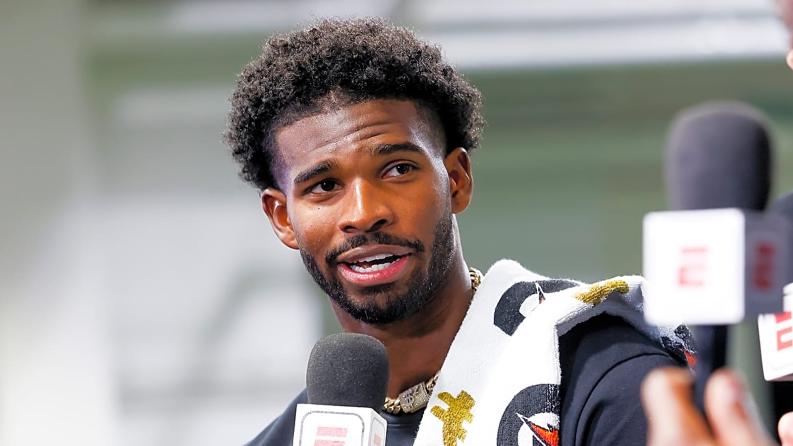 Shedeur Sanders shares new social media post amid slide
