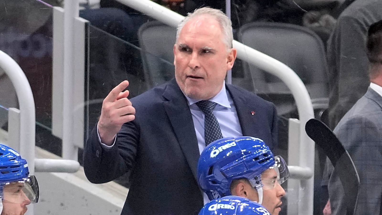 Maple Leafs HC makes roster move that hints at rebuild plans