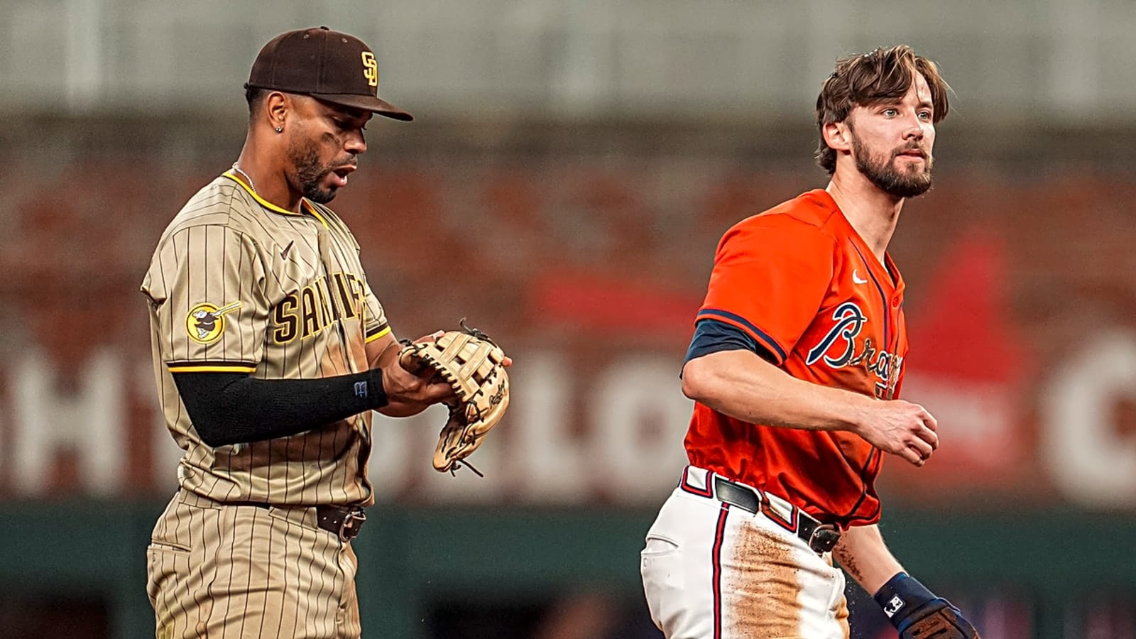 Watch: Brutal base-running mistake costs Braves in ninth inning