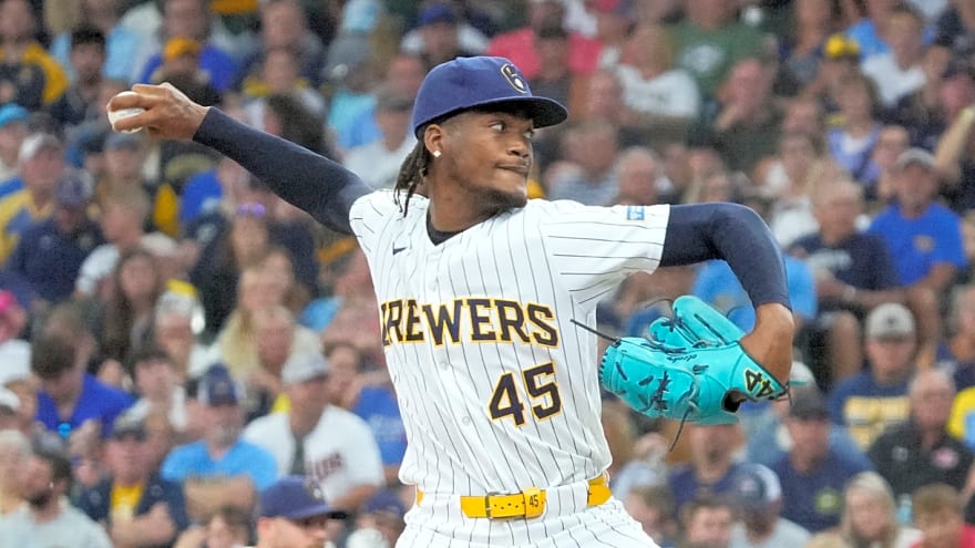Brewers Place Abner Uribe On Injured List