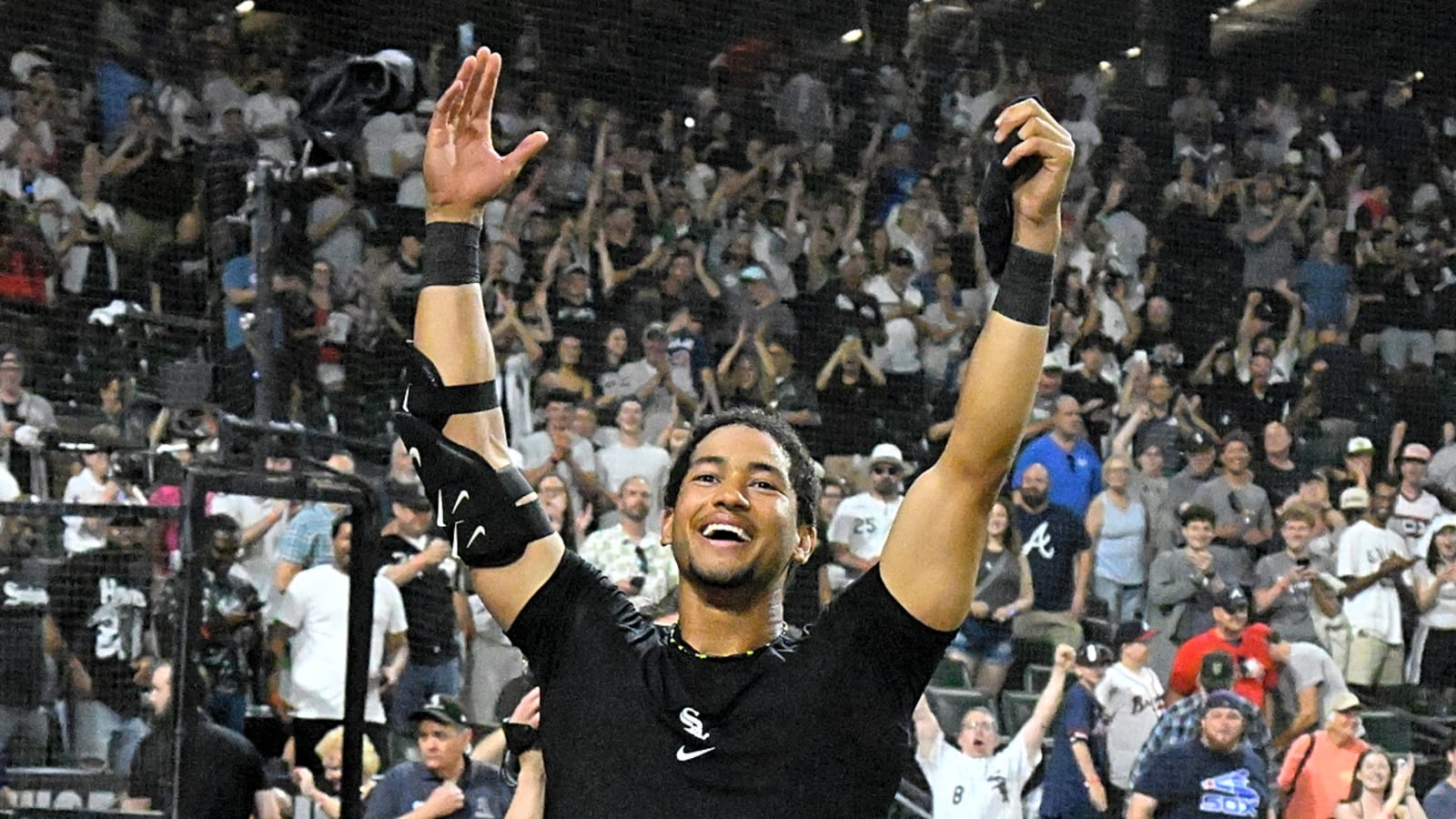 White Sox rookie makes history with walk-off home run in dominant MLB debut