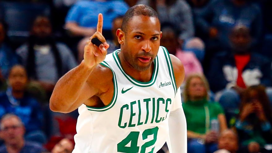 Celtics champion continues to be linked with Warriors